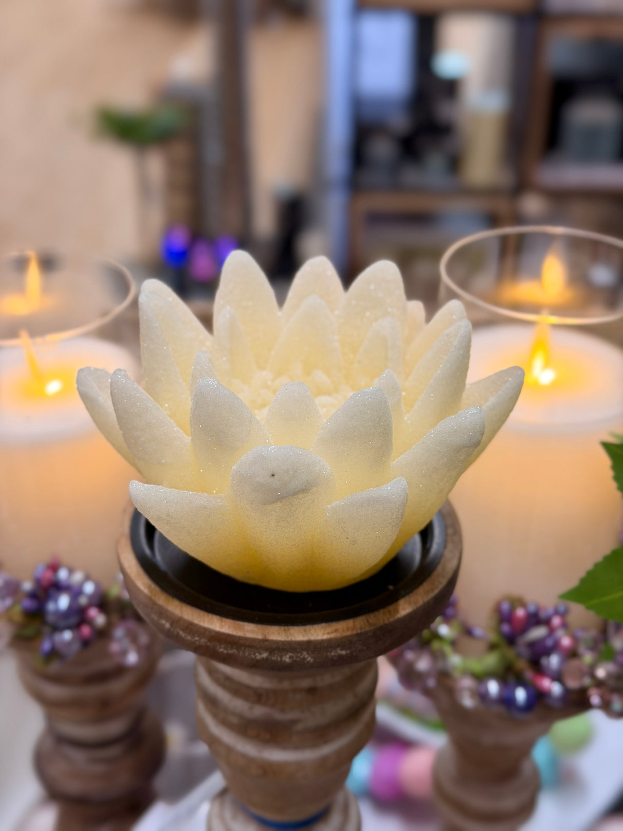 Cream Shimmer LED Lotus Flower