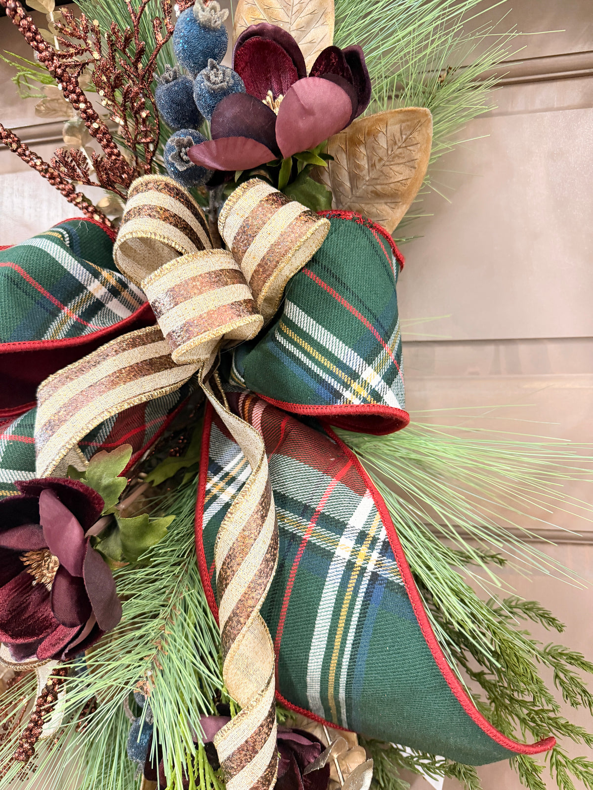 31" Plaid Beauty Swag