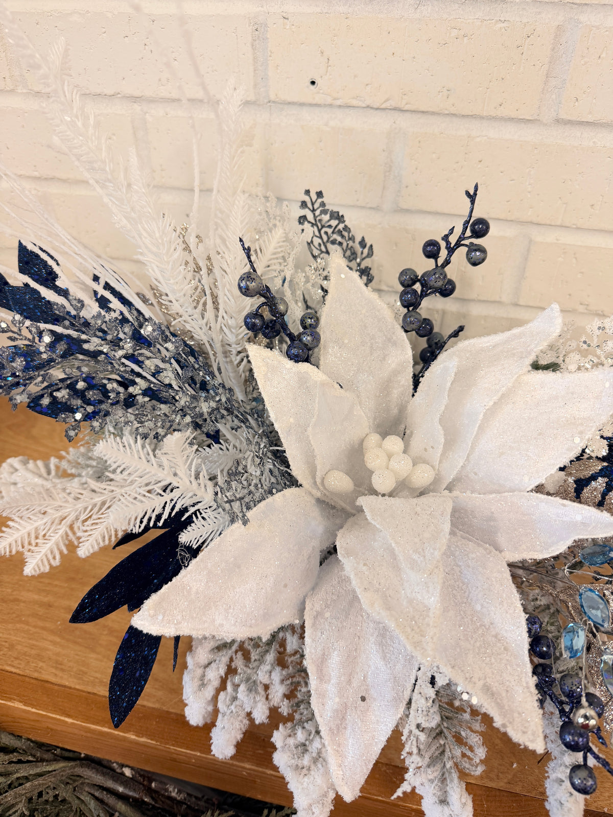 23" Glacier Blue Centerpiece