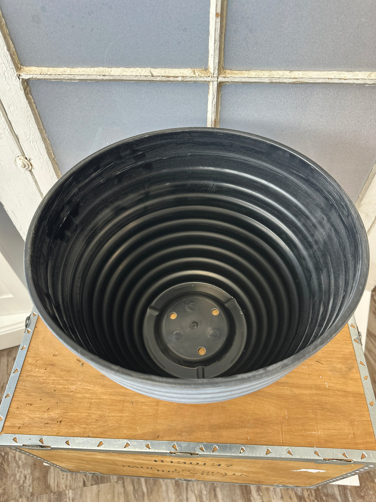 Grey Round Stripes Flower Pot