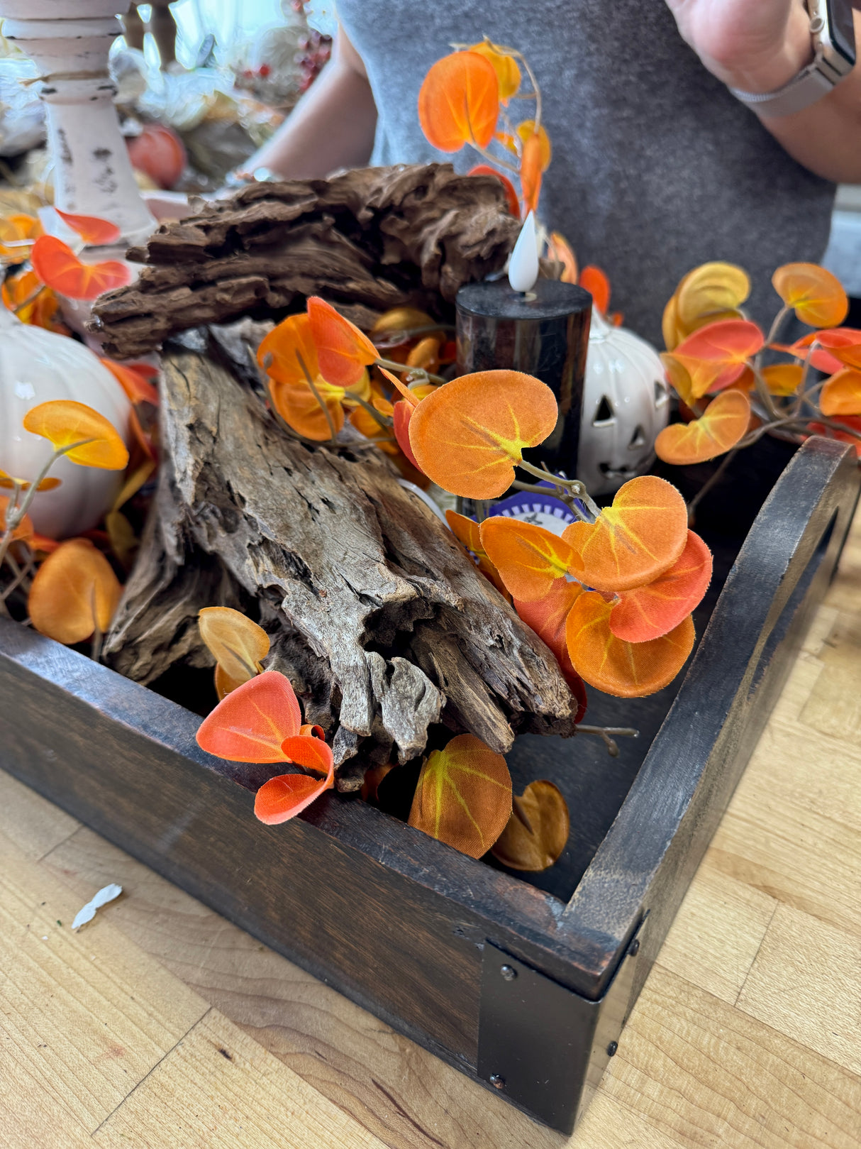 Manitoba Tray with Metal Corners -3 Sizes