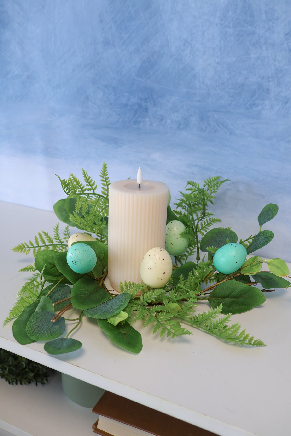 14" Egg & Eucalyptus Candle Ring