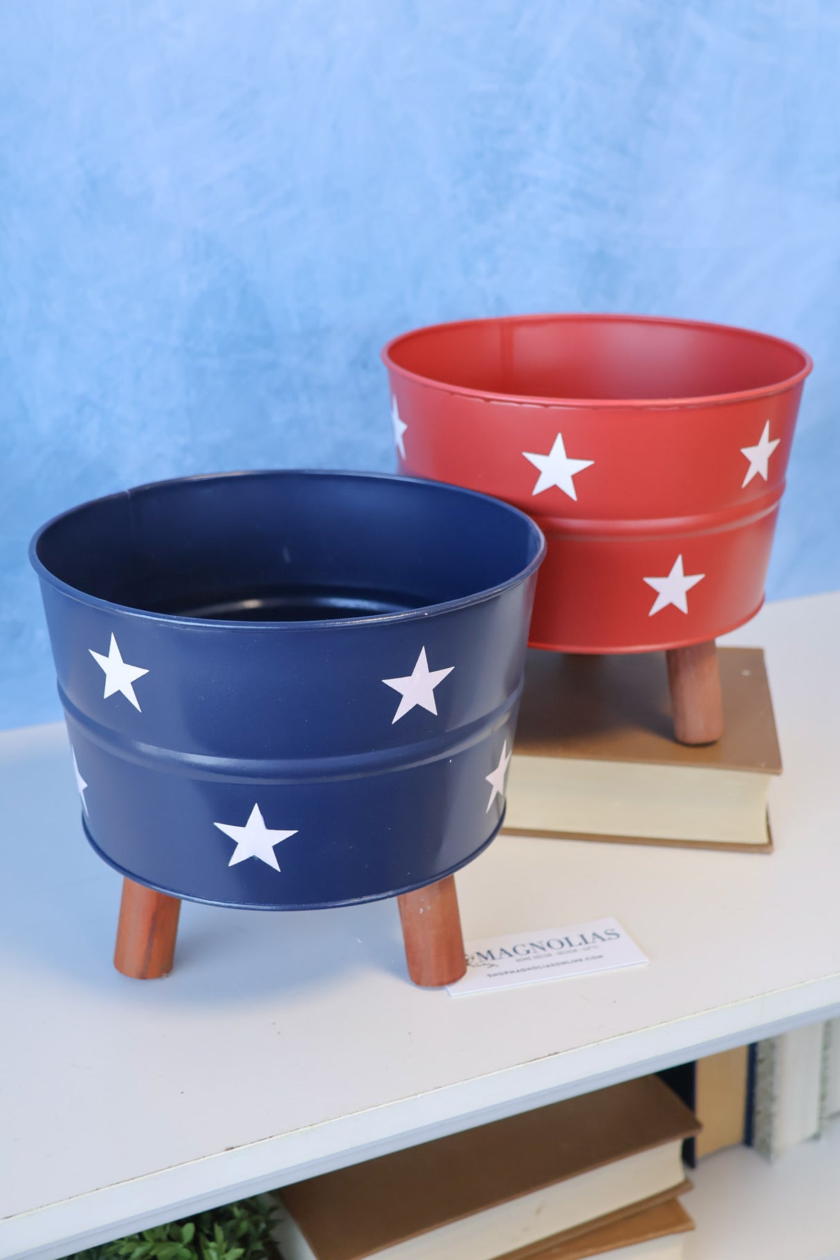 Americana Planters on Stands- 2 Colors