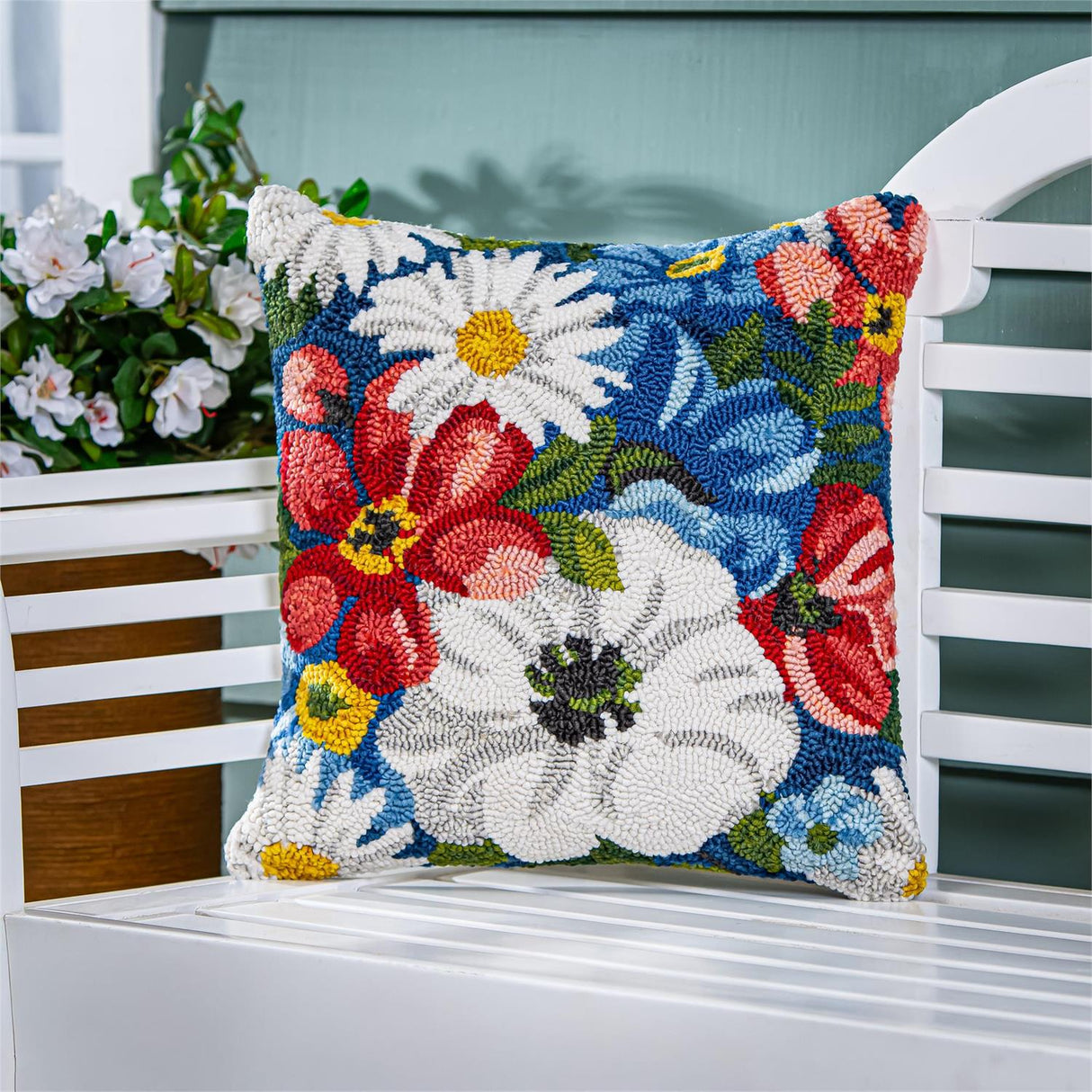 American Classic Indoor/Outdoor Hooked Pillow