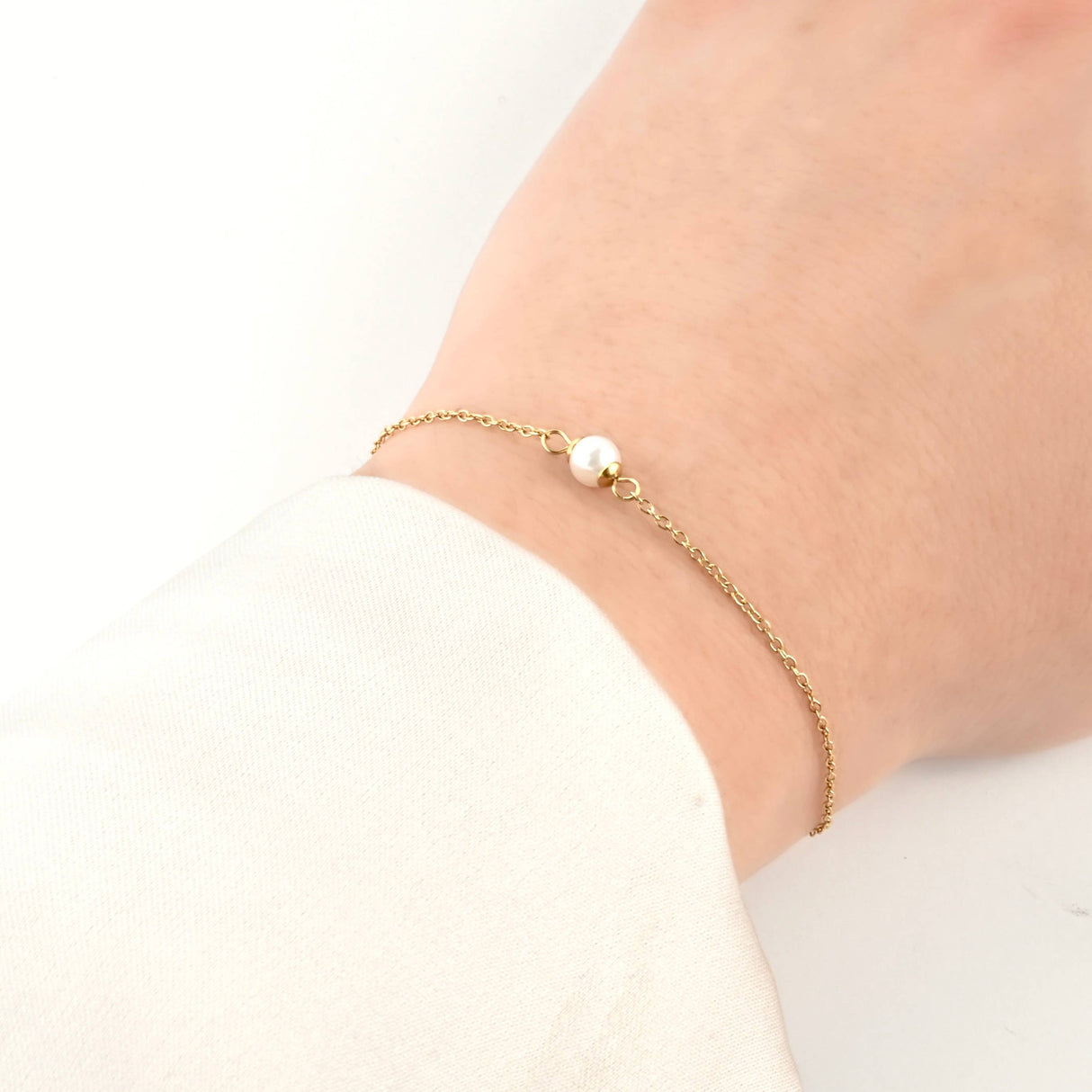 18k Dainty Pearl Waterproof Bracelet