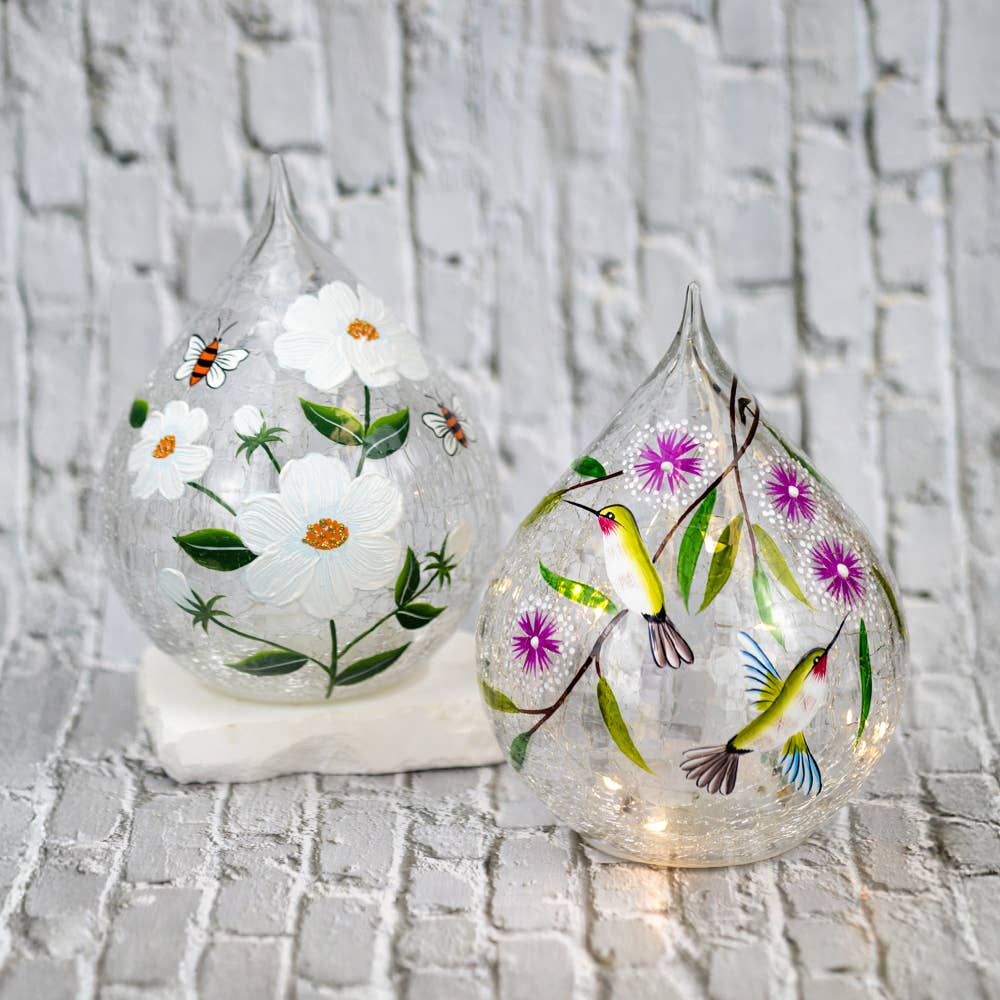 Daisy & Bee LED Teardrop Luminary