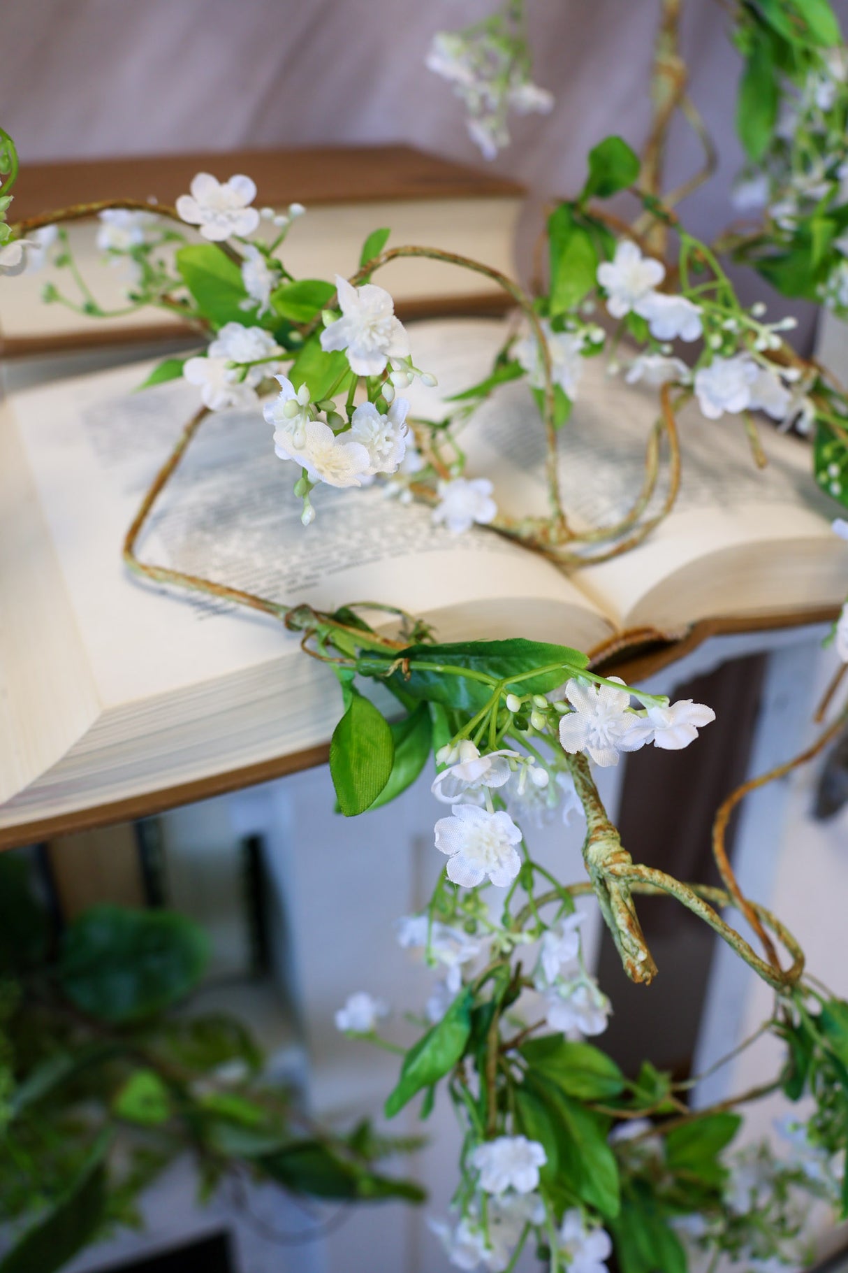 65" White Wild Fairy Blossom Garland