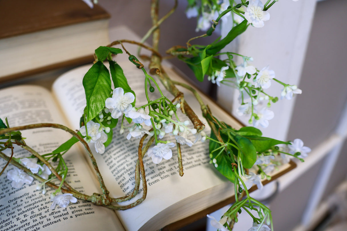 65" White Wild Fairy Blossom Garland