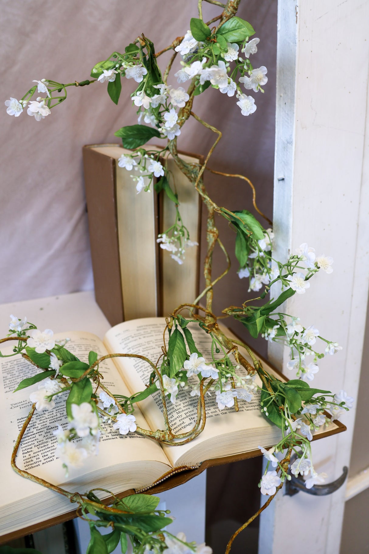 65" White Wild Fairy Blossom Garland
