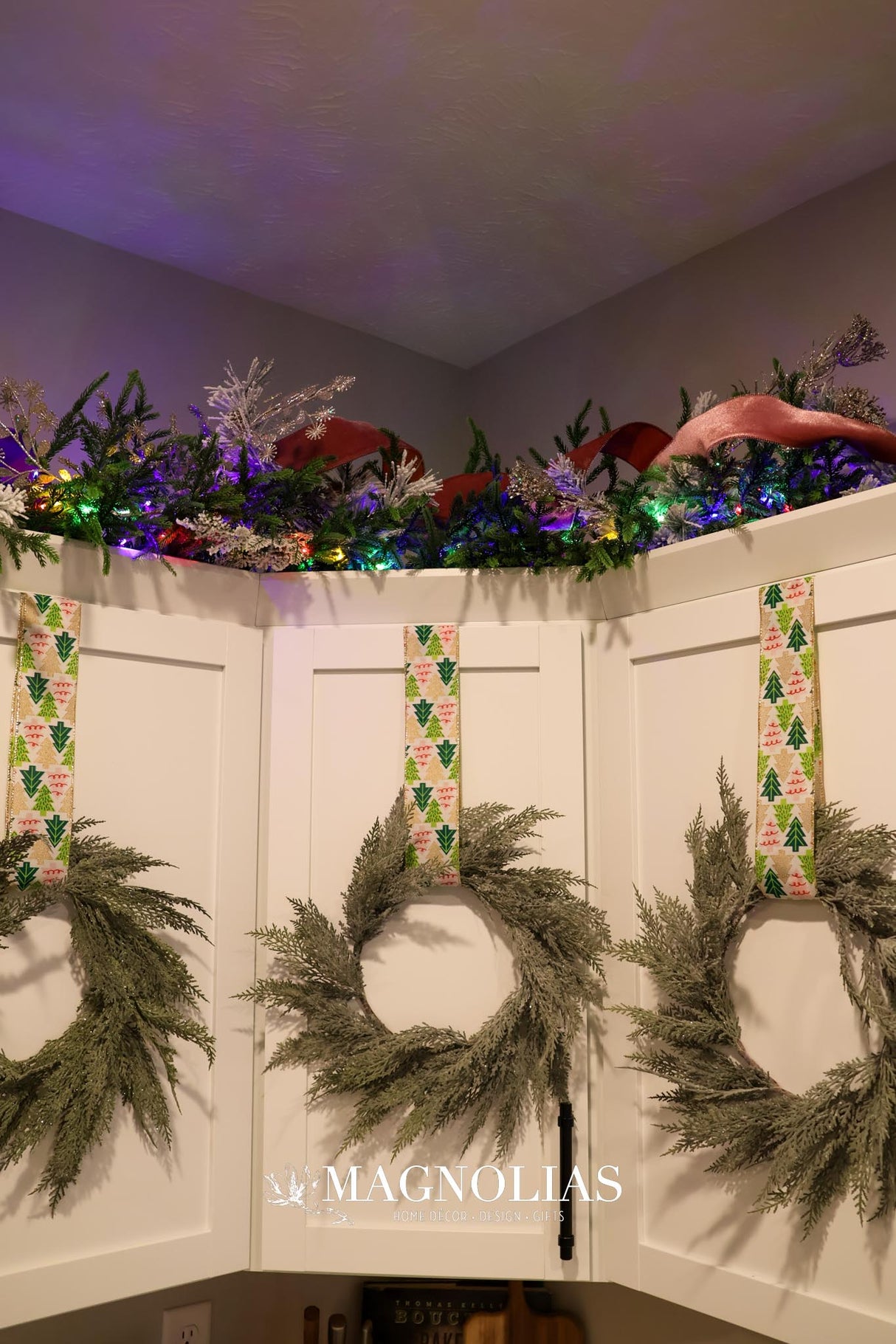 12" Frosted Cedar Candle Ring