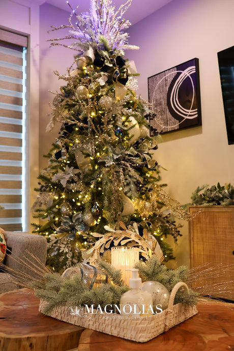 How to Fluff an Artificial Christmas Tree: Amy's Step-by-Step Guide