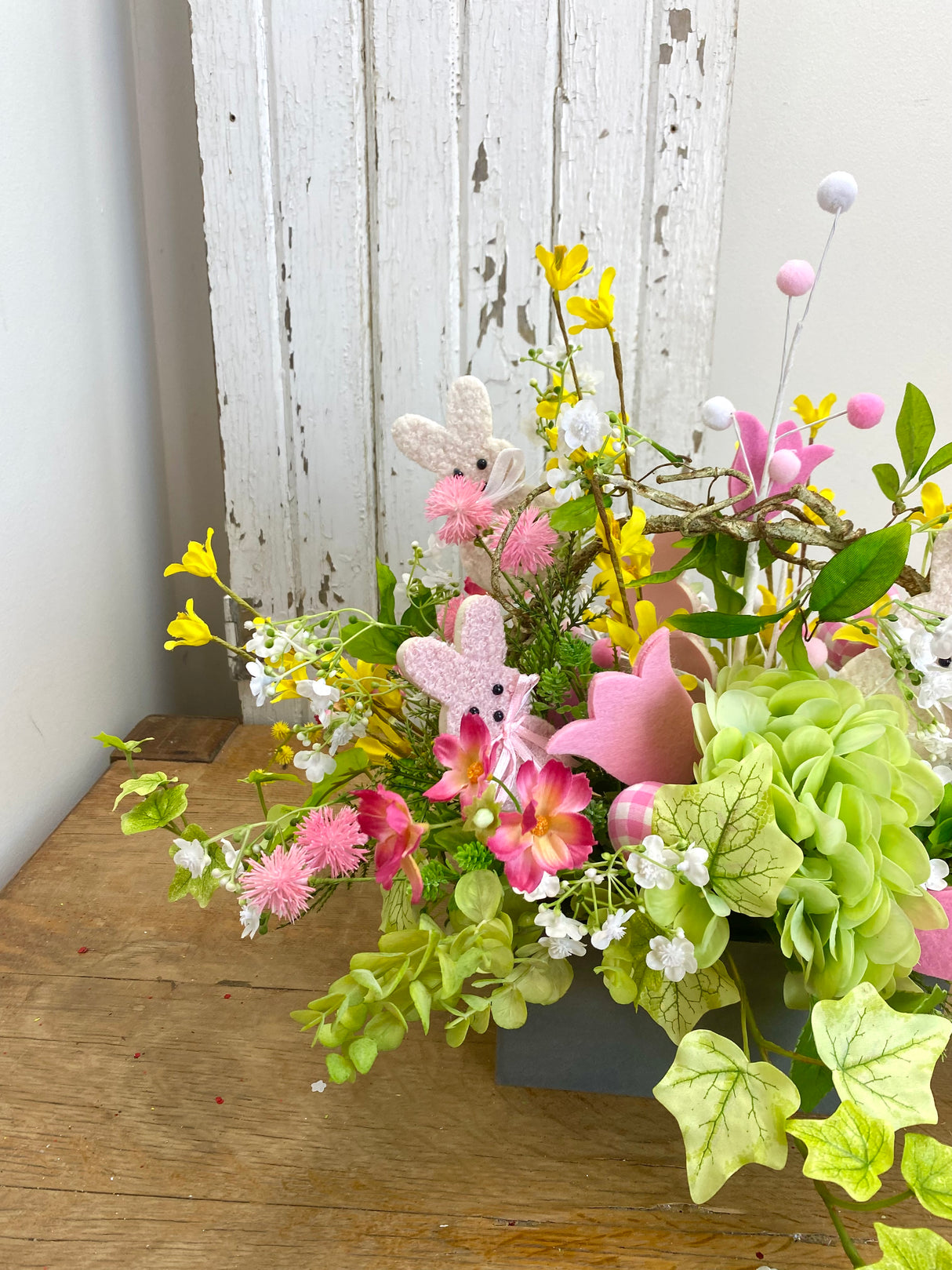 22" Spring Garden Centerpiece