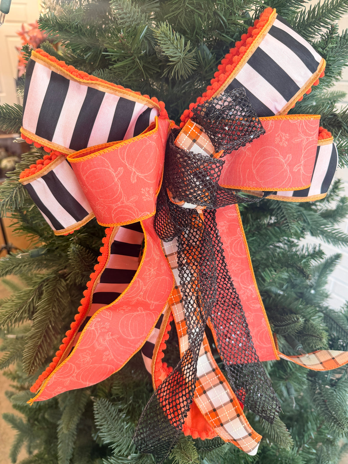 17" Hocus Pocus Bow