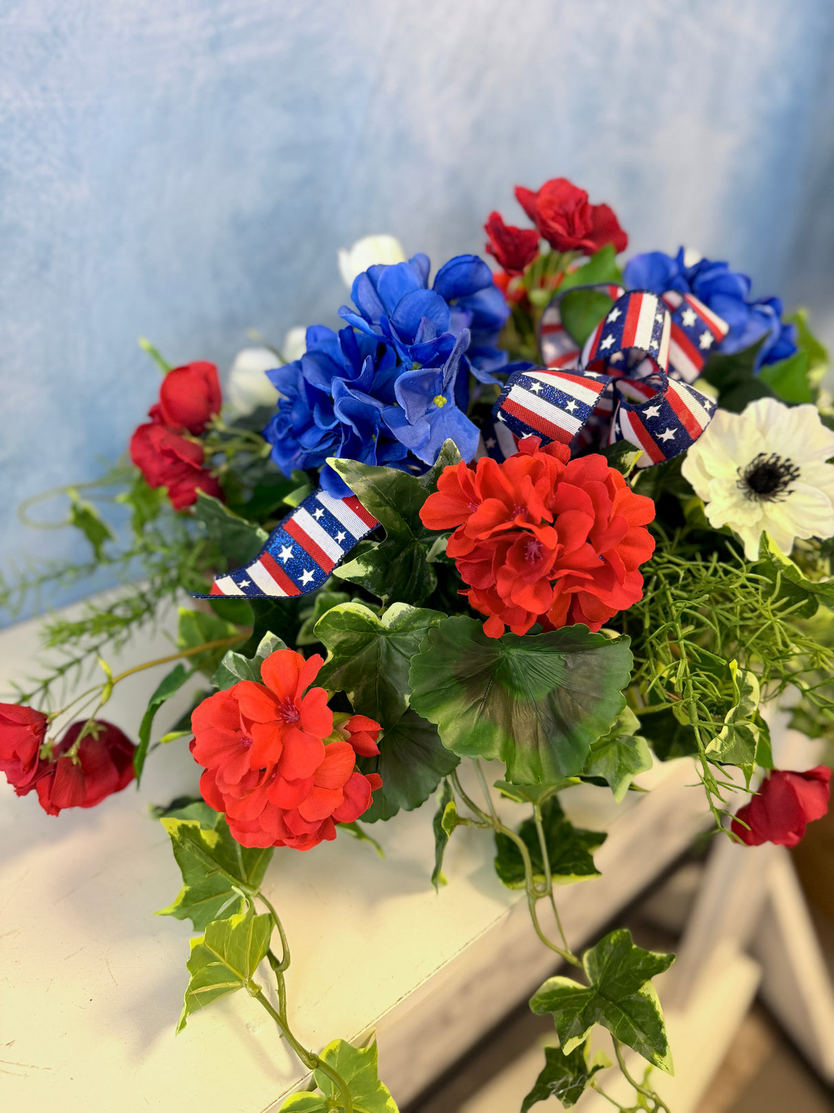 30" UV Protect Patriotic Charm Memorial Saddle