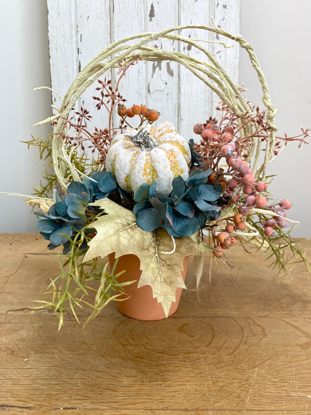 13" Autumn's in the Air Centerpiece