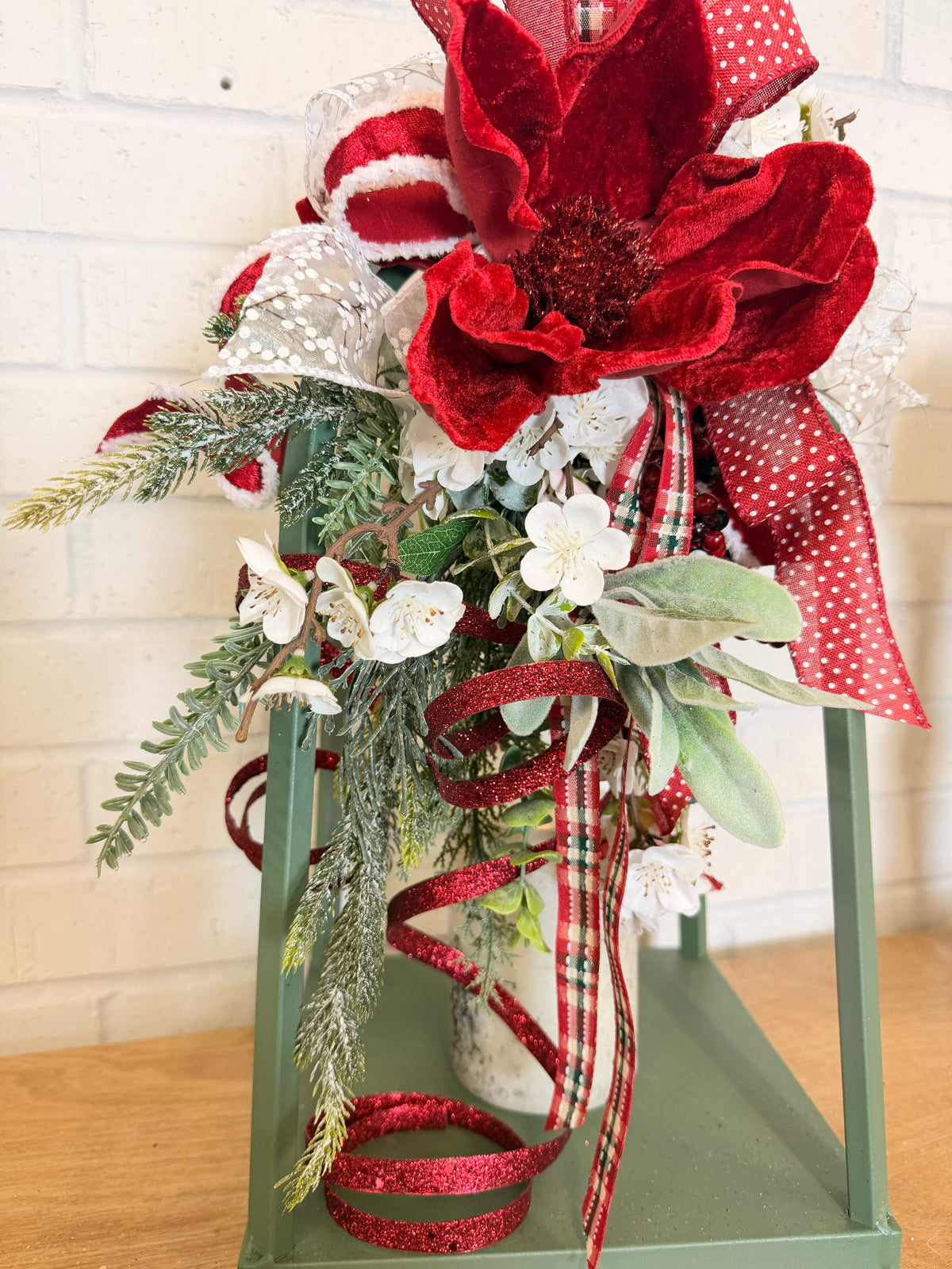 Merry & Bright Lantern Swag Kit