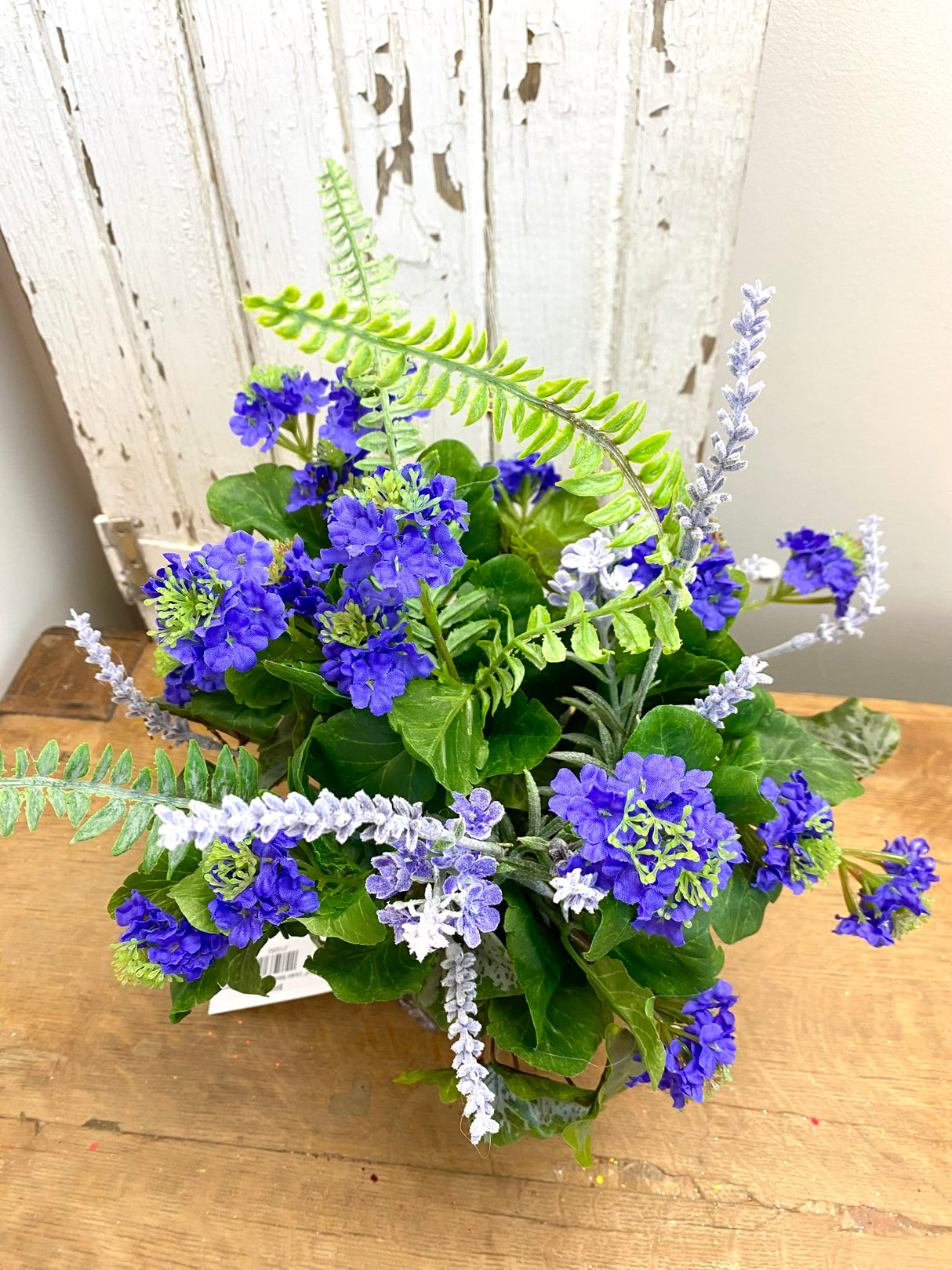 14" Violet Meadow Breeze Centerpiece
