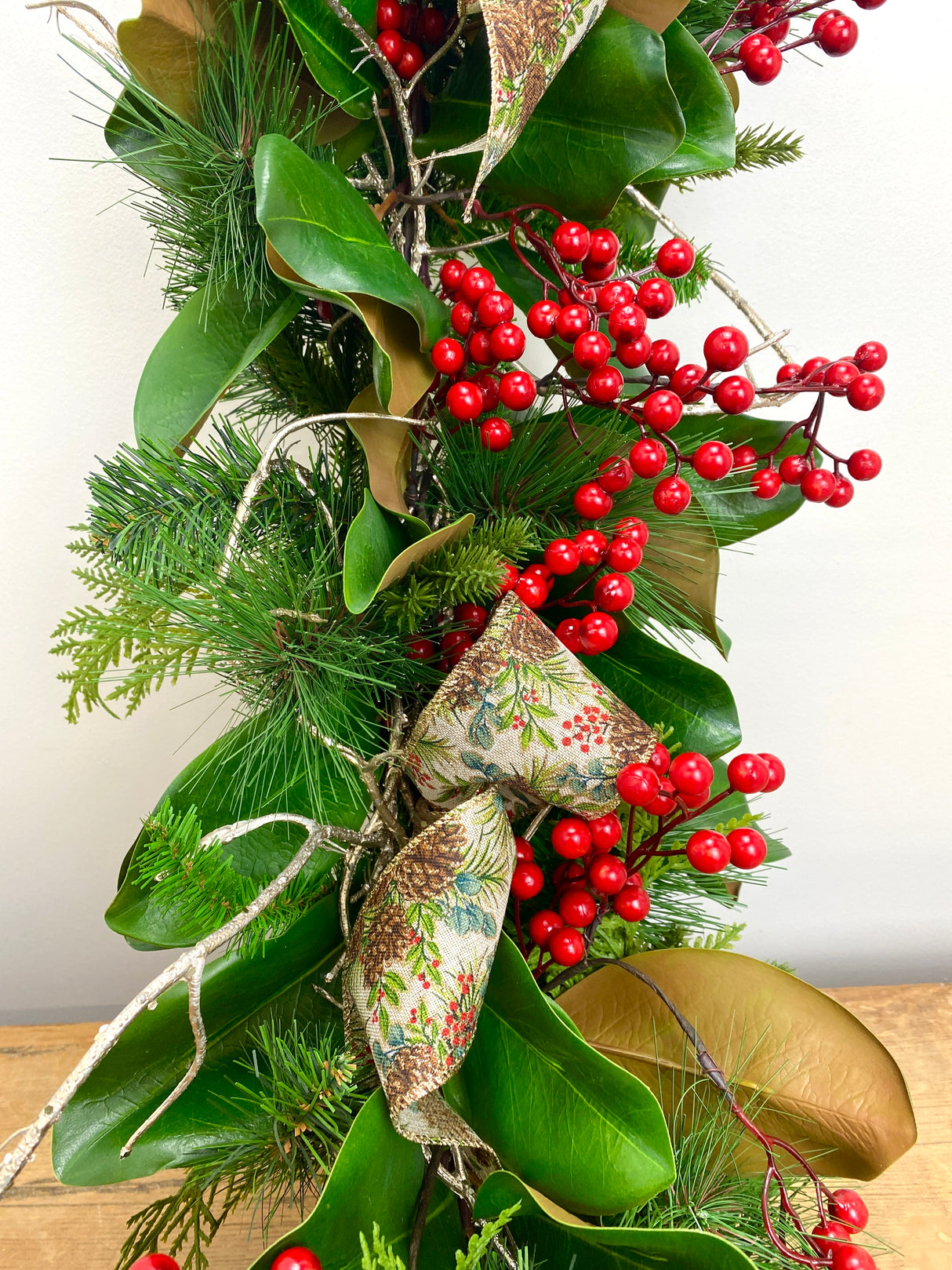 65" Berries And Pine garland