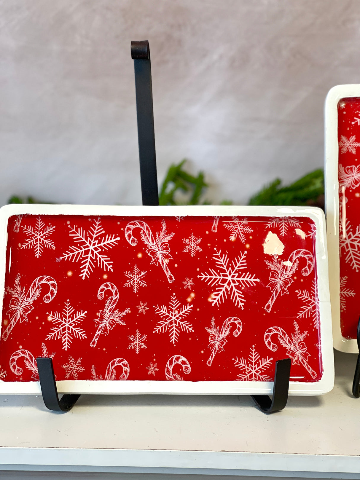 Red Snowflake Wood Tray - 2 Sizes