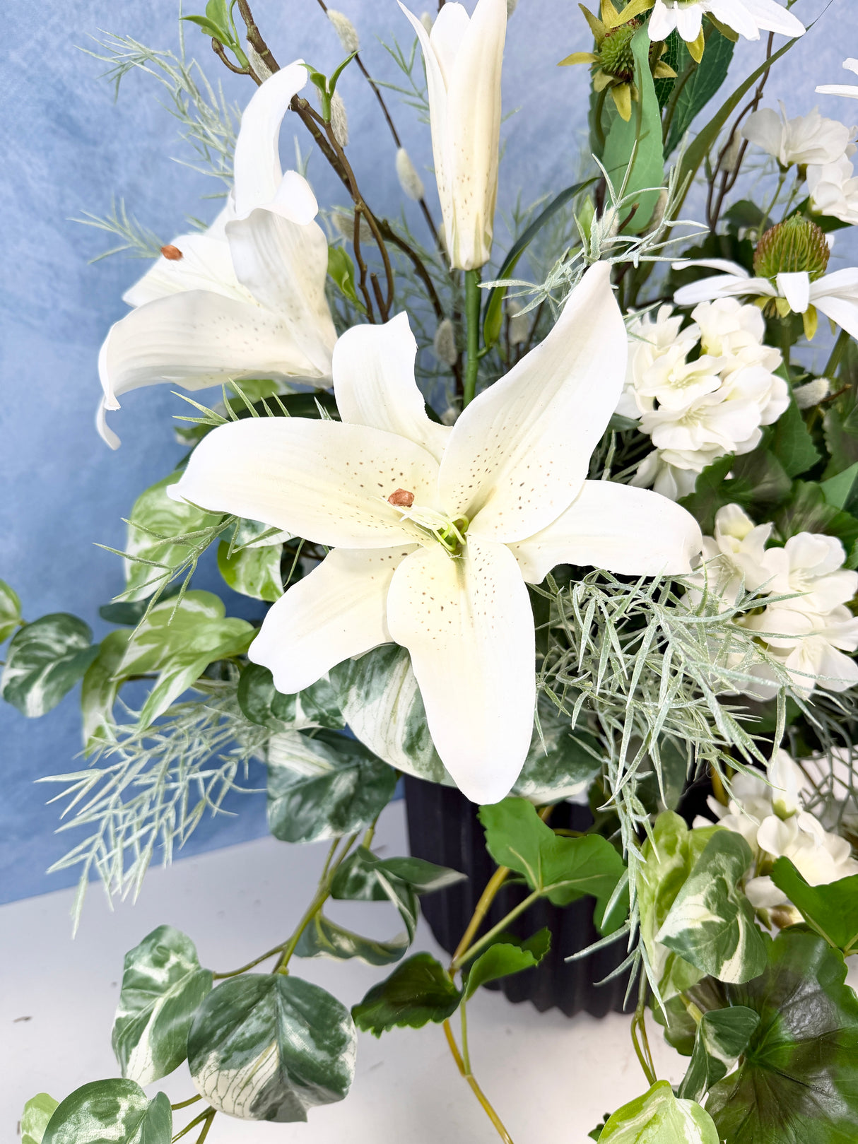 39" Whispering Whites Porch Pot