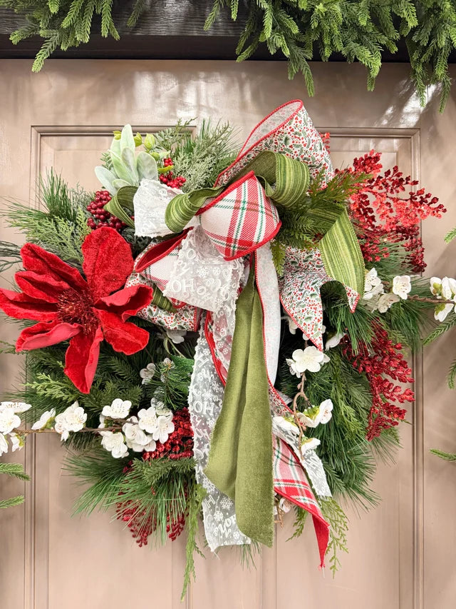 25" Holidays Wreath