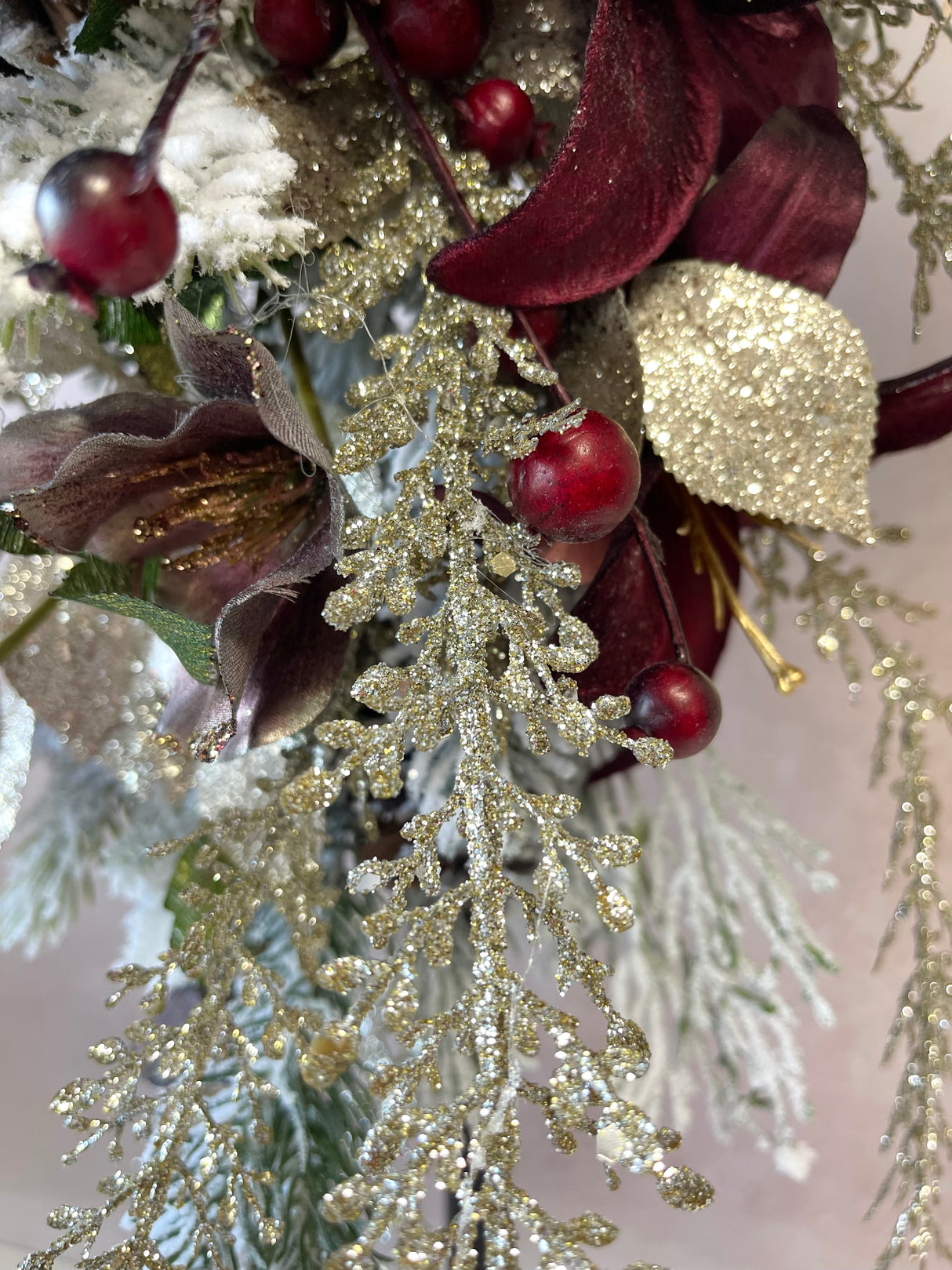 37" Crimson Frost Teardrop