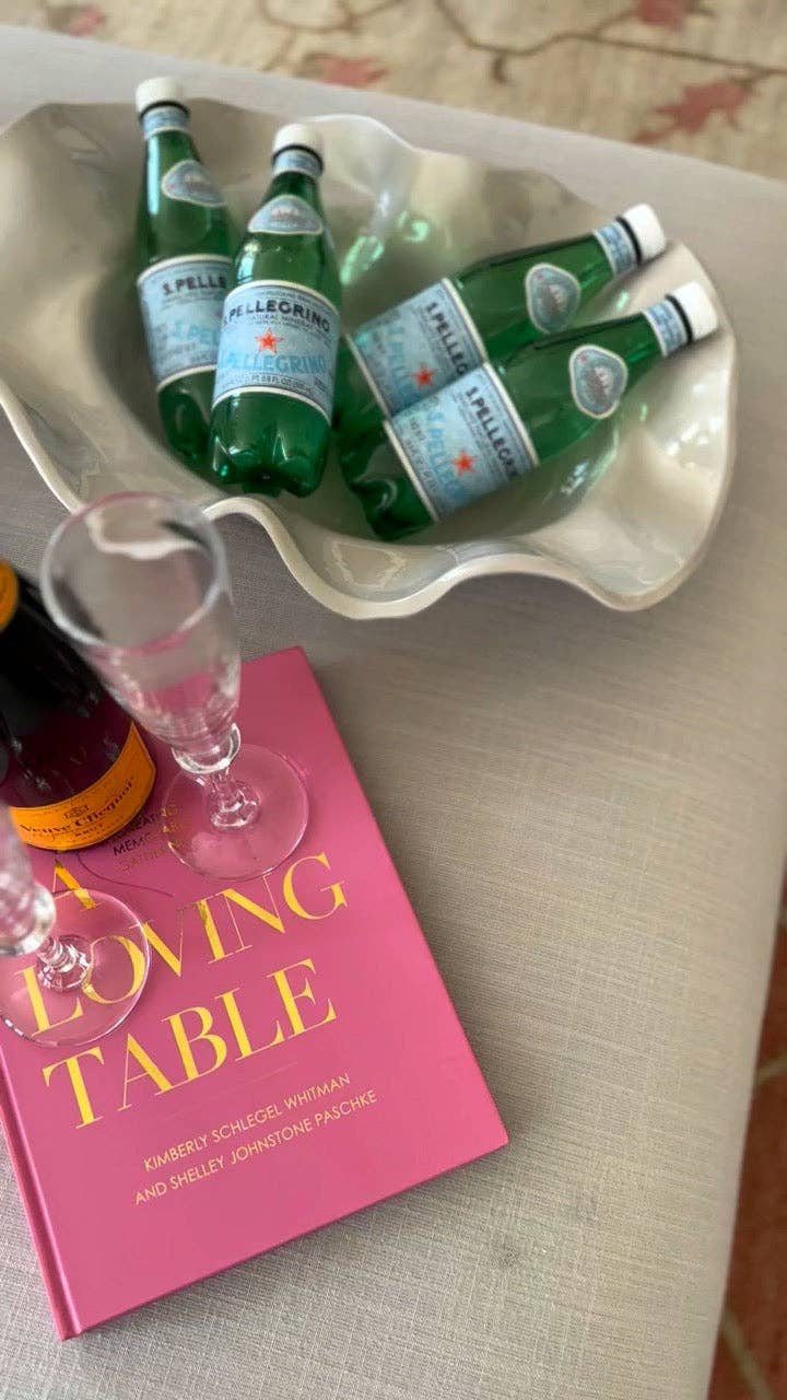 Large Wavy Melamine Serving Bowl