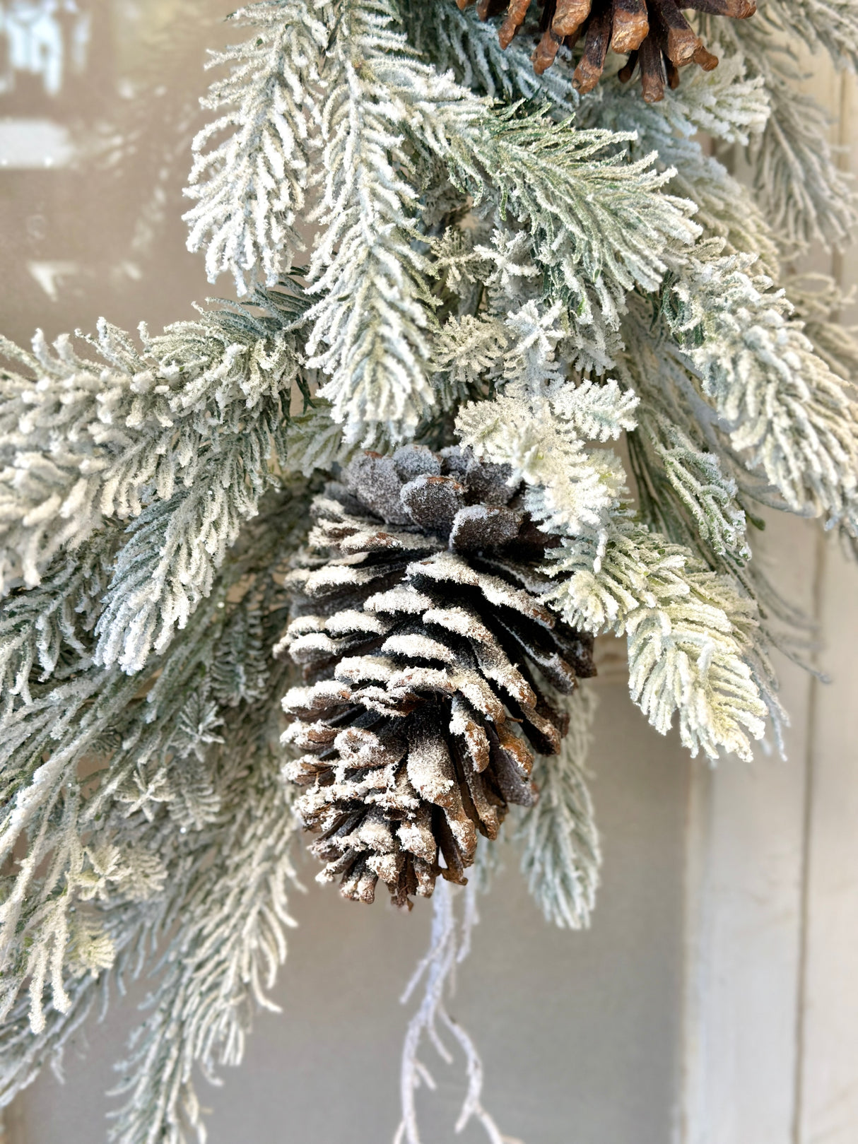 22" Snowfall Pine Wreath