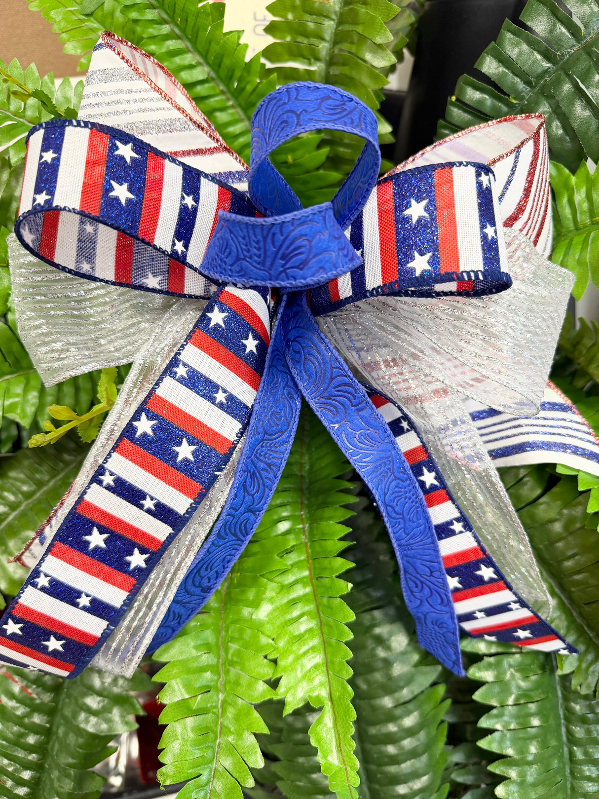 12" Patriotic Charm Bow