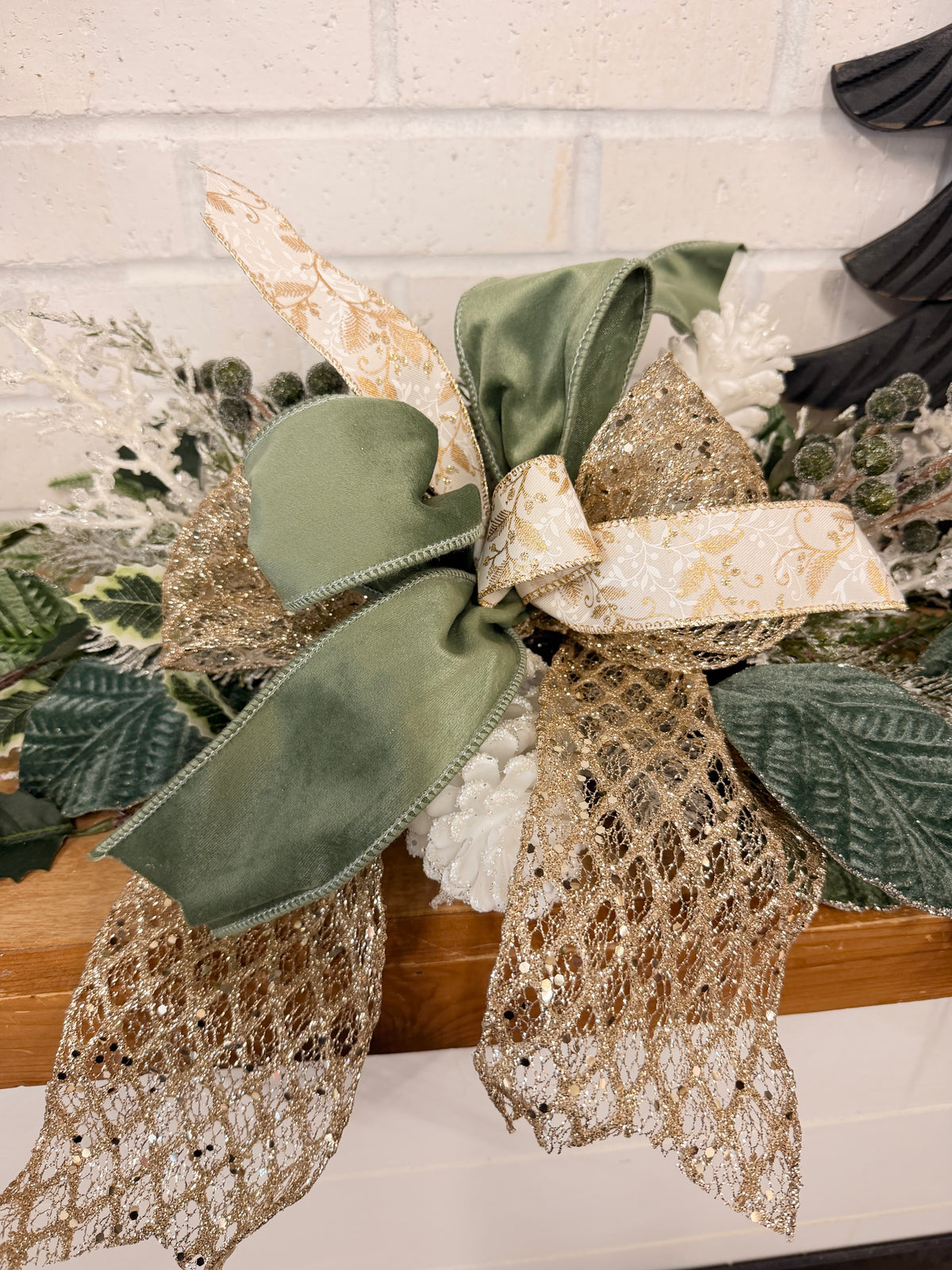 Iced Evergreen Swag Kit