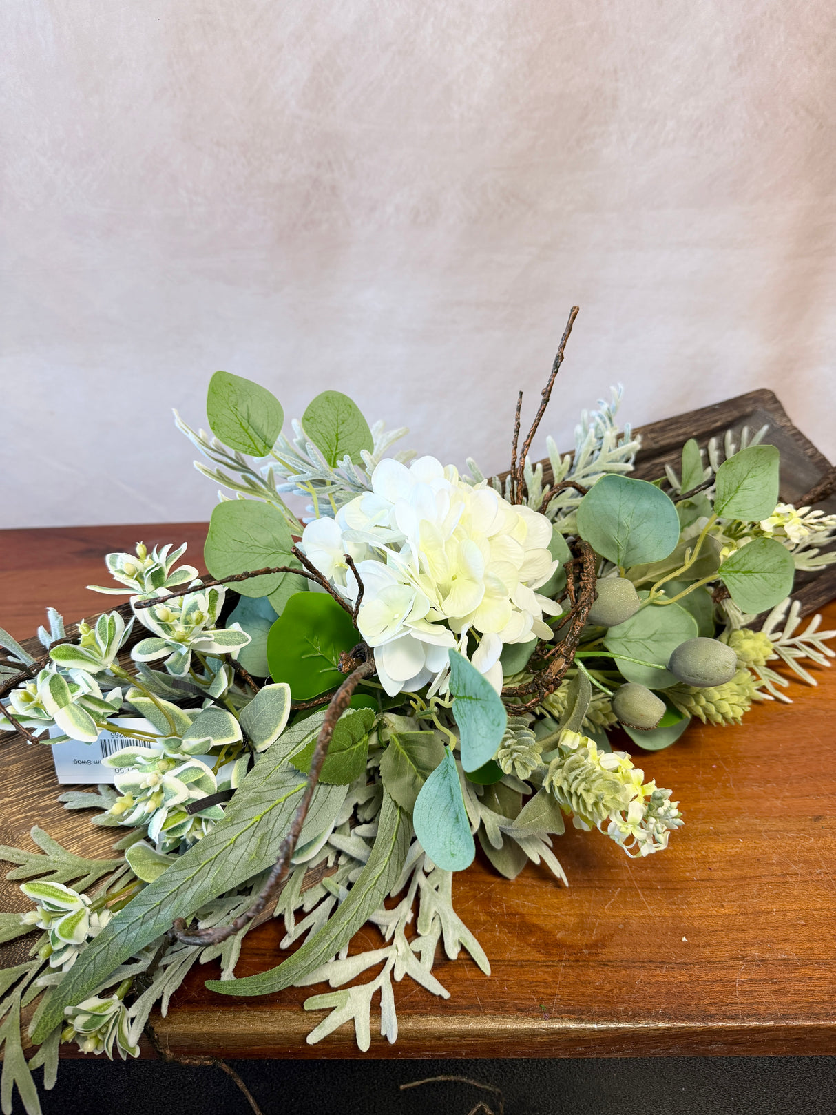 29" Gentle Bloom Swag