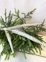 White Glitter Winteresting Spray