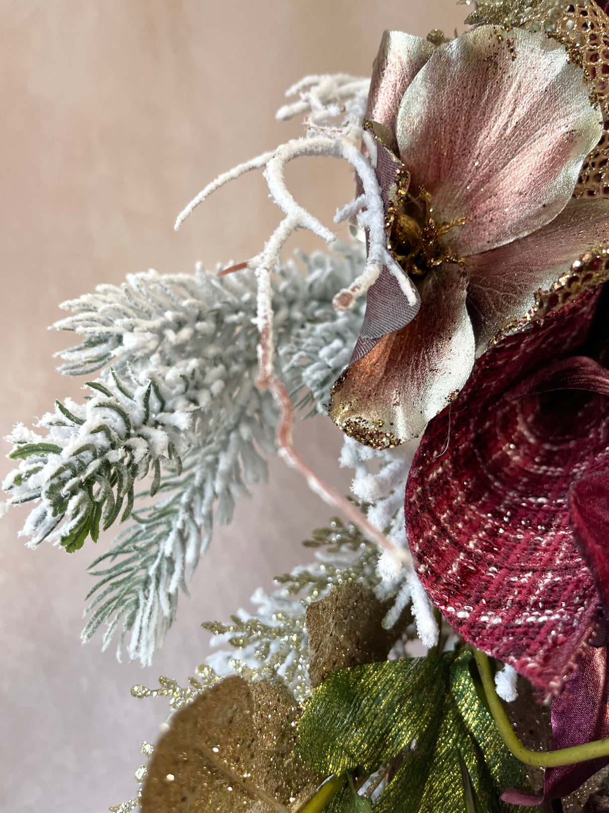 37" Crimson Frost Teardrop