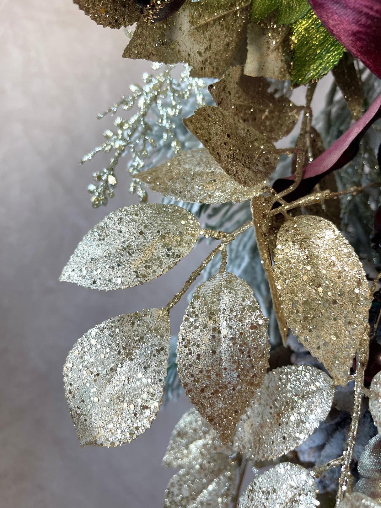 37" Crimson Frost Teardrop