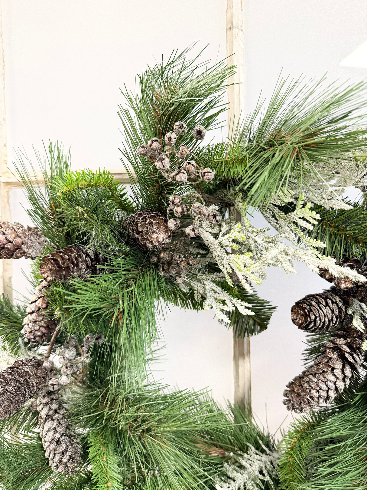 17" Winter Lodge Wreath