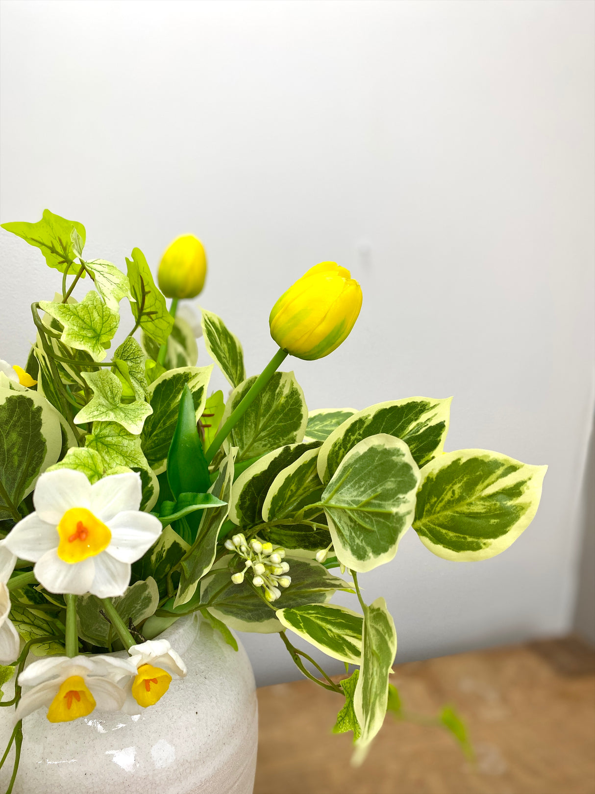 18" Showers Of Yellow Drop-In