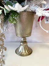 32" Frozen Beauty Centerpiece