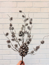 Betty Snow Pinecone Spray