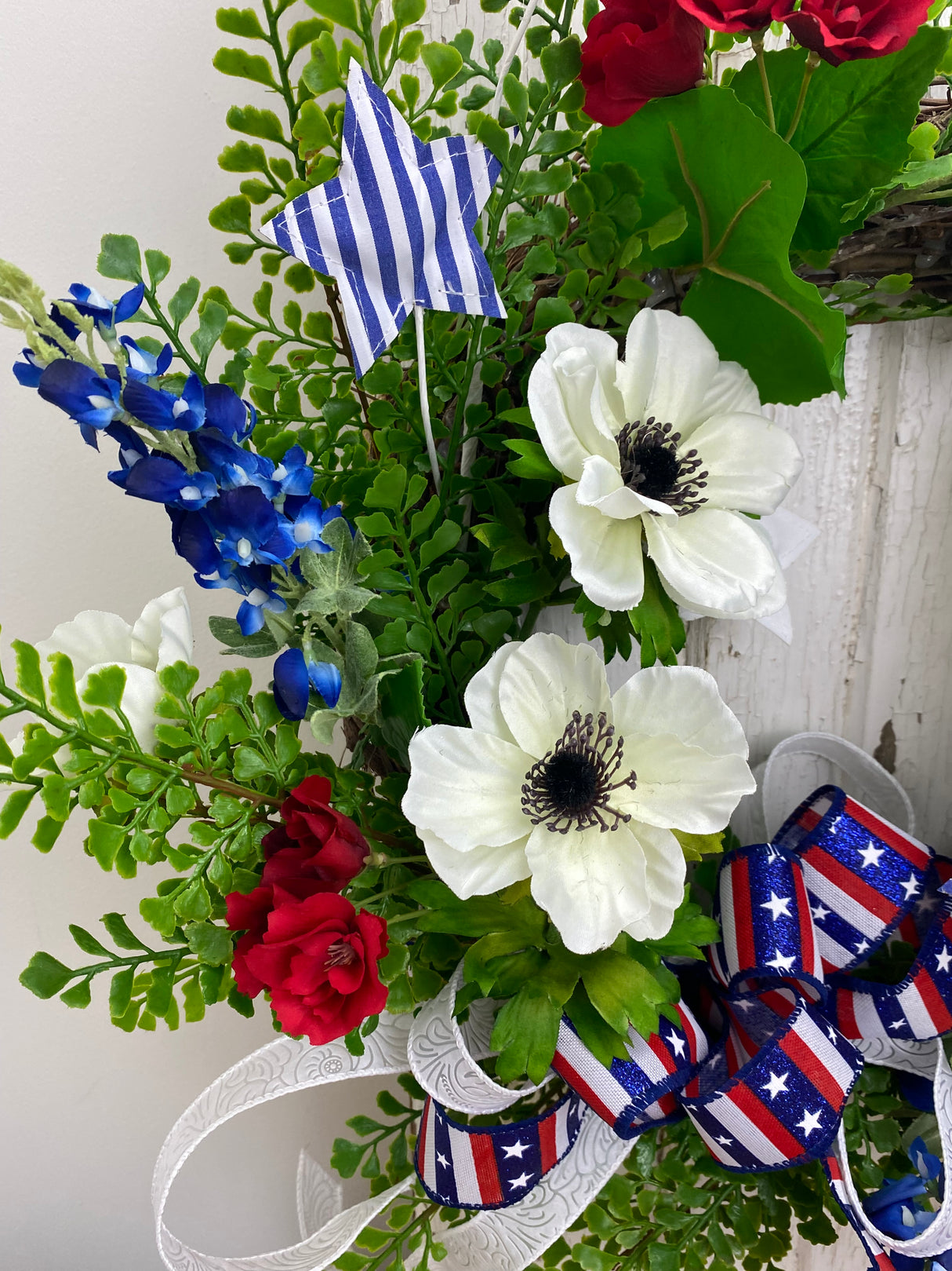 21" Let's Celebrate Wreath