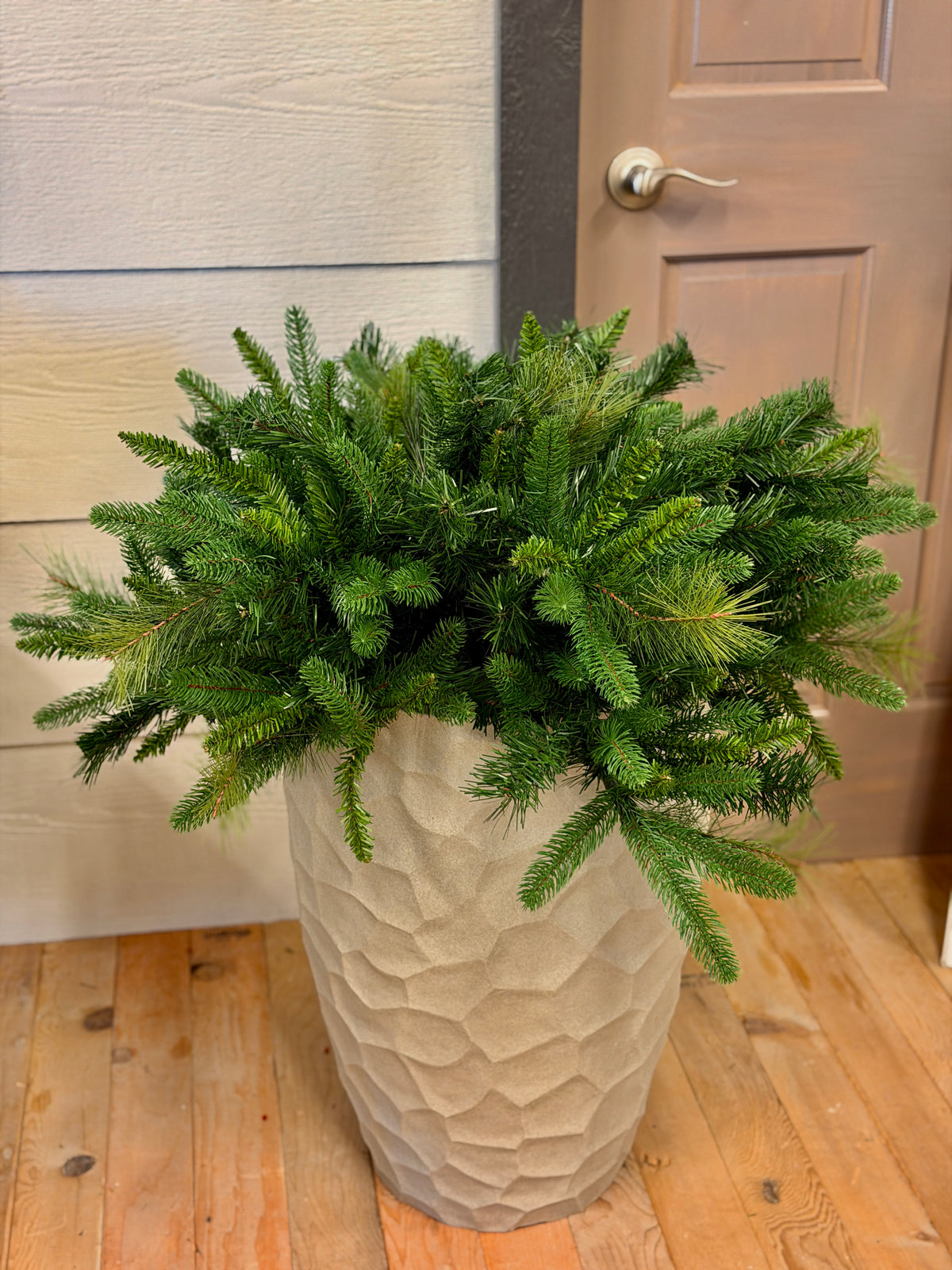 Pine Porch Pot Cover
