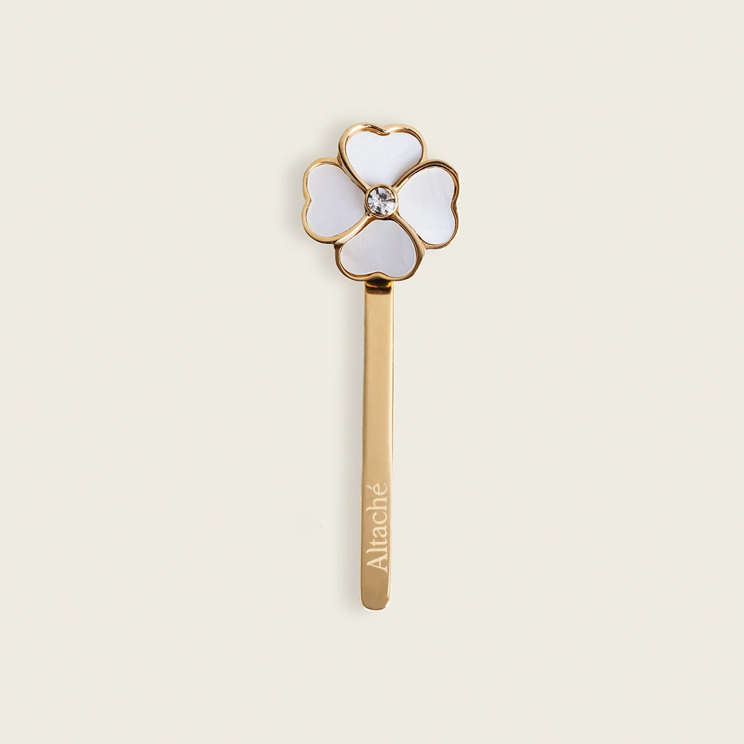 3. Altaché Eyewear Charm