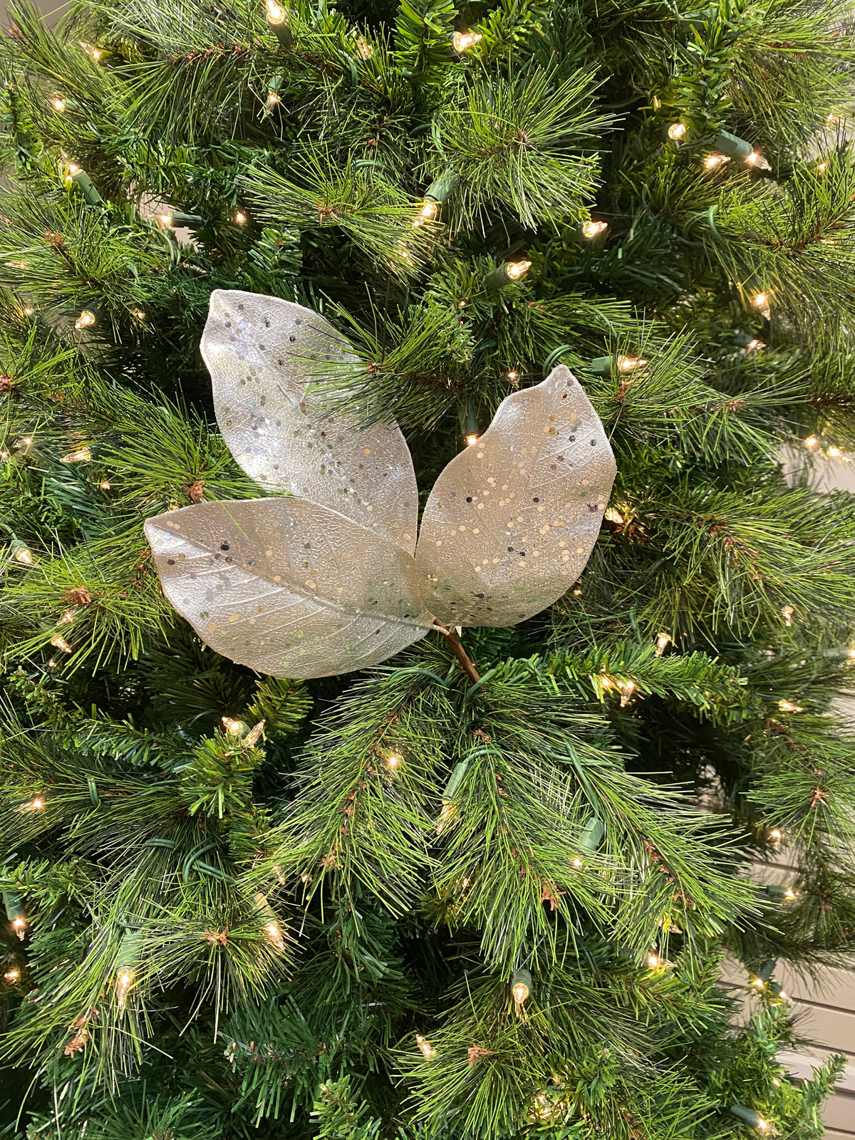 Platinum Glitter Metallic Magnolia Leaf Pick