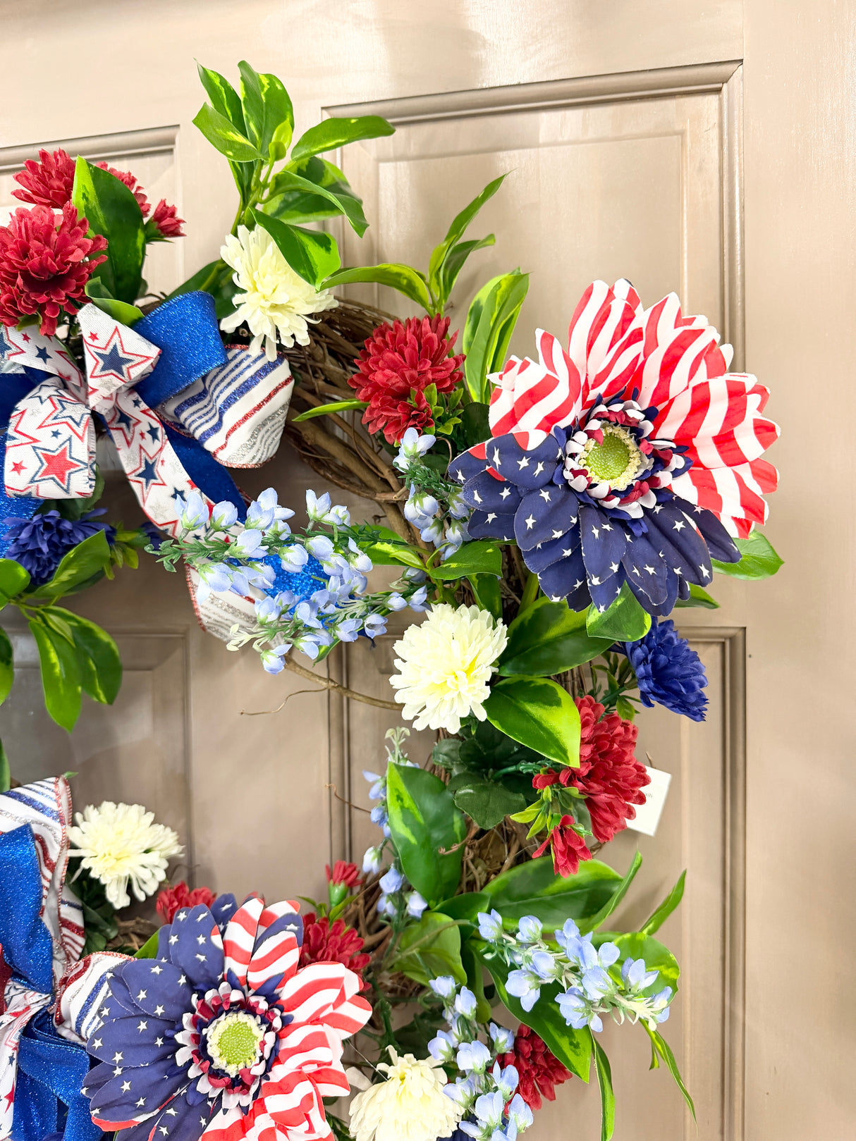 24" Hats Off America Wreath