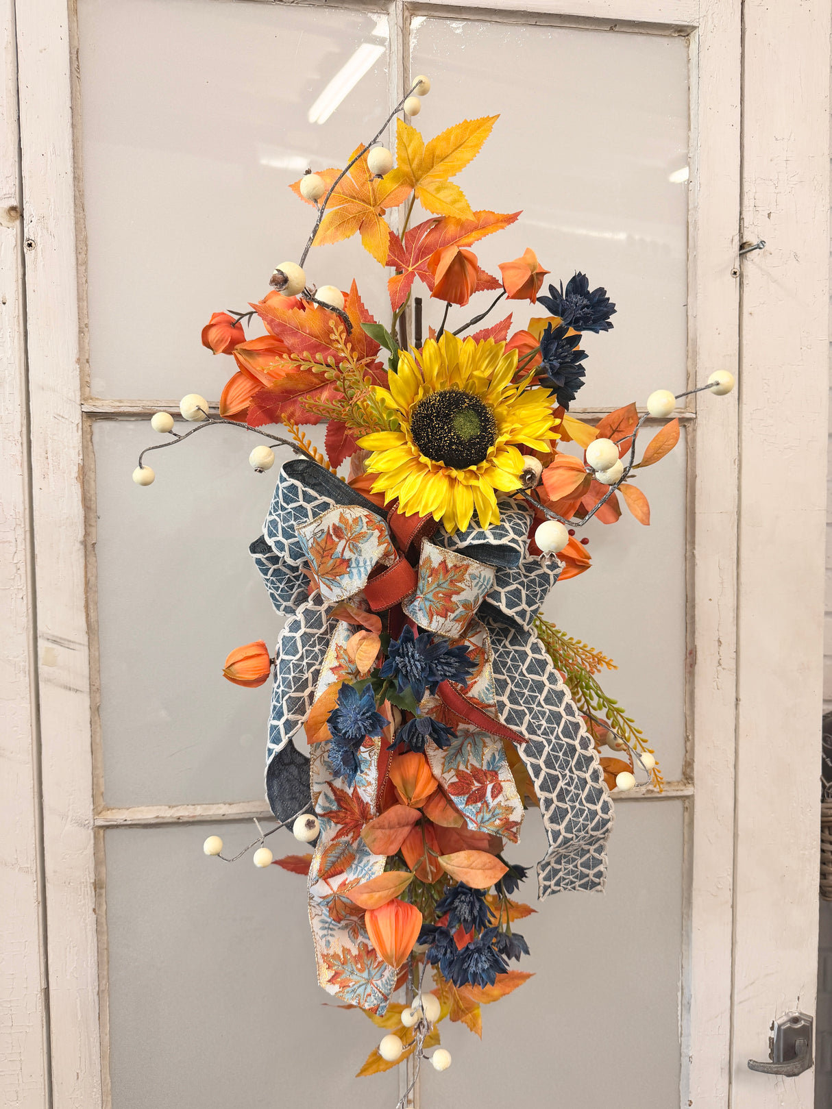 33" Fall In Full Bloom Swag