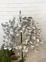 24" Silver Glittered Paddle Leaf Wreath