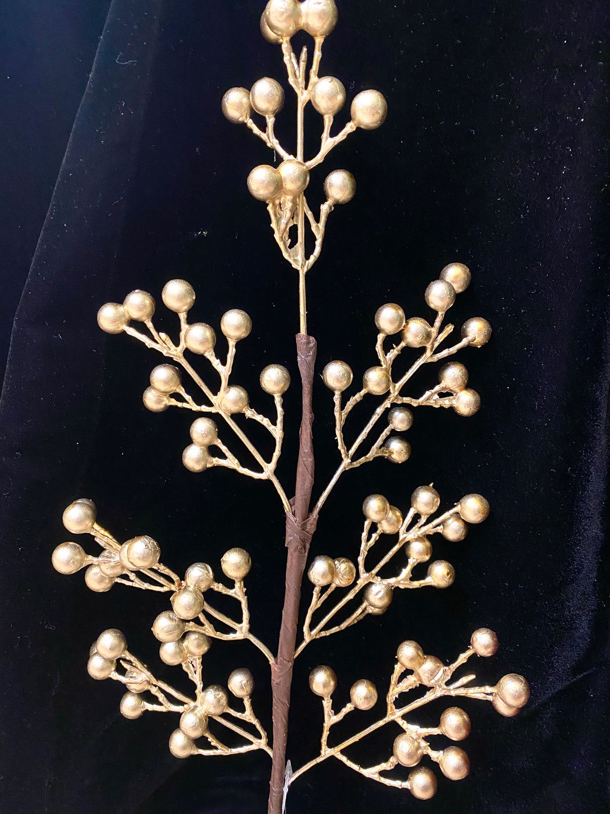 Holiday Metallics Gold Berry Spray