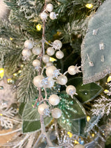 Pearl White Berry Spray