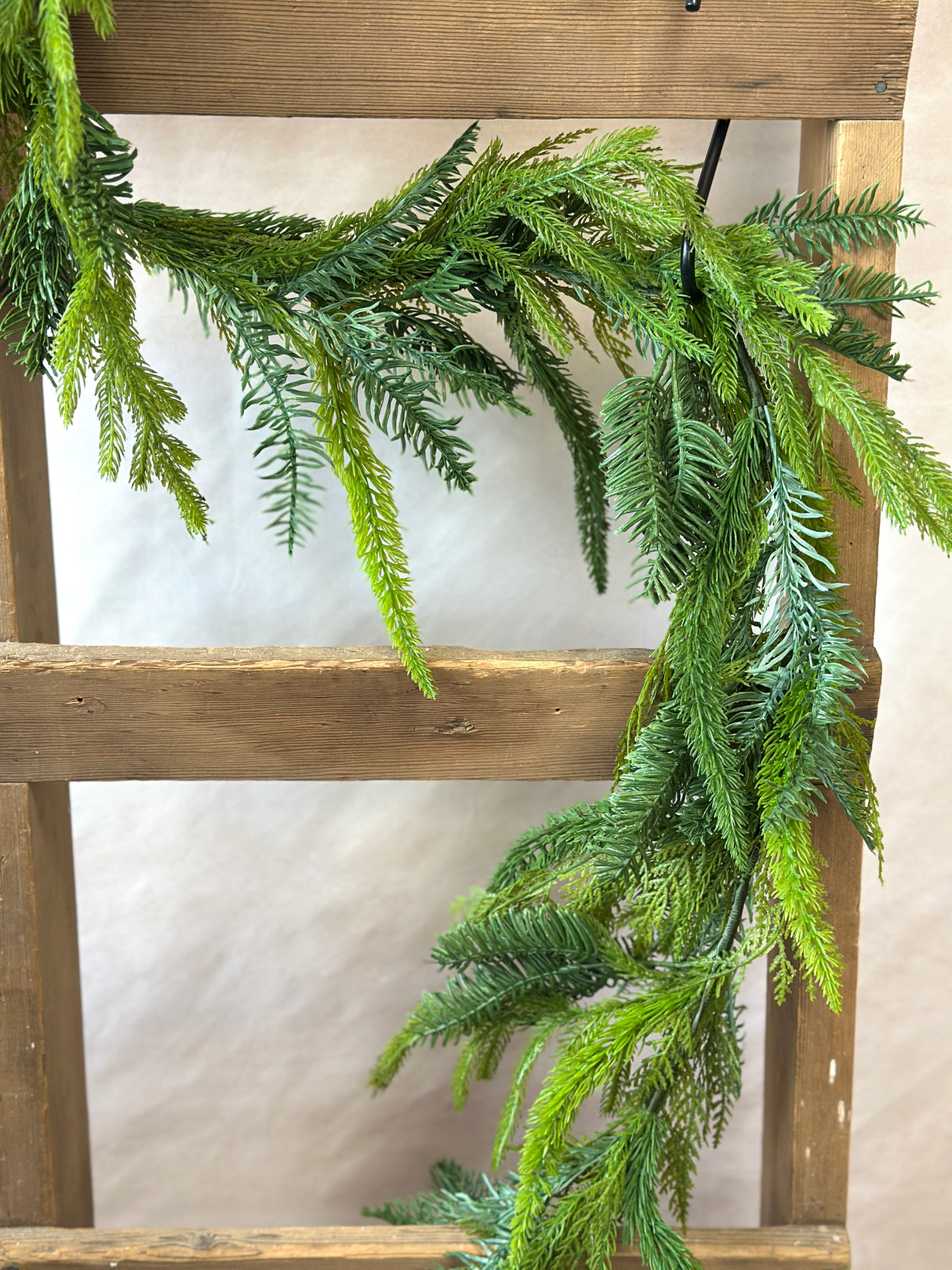 6' Real Touch Shelter Belt Pine Garland