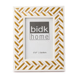5x7” White Resin Criss Cross Picture Frame