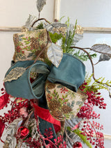 25" Christmas Glimmer Vertical Swag